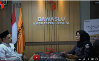 Podcast Ngabuburit Edisi Ramadhan Bawaslu Jepara dengan Narasumber Anggota Bawaslu Jepara Ali Purnomo dan Host Nurul Khotimatul K.