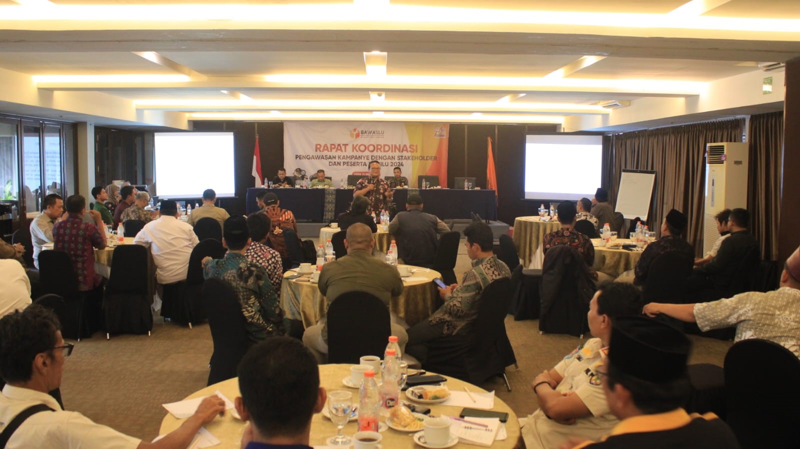 Rapat Koordinasi Pengawasan Kampanye Dengan Stakeholder dan Peserta Pemilu 2024 (25/1/2024)