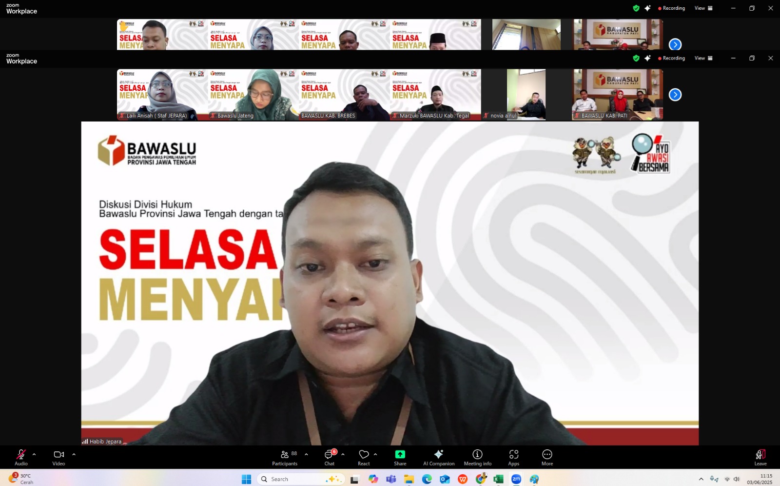 Kordiv Hukum dan Penyelesaian Sengketa beserta Staf mengikuti Diskusi Divisi Hukum Bawaslu Provinsi Jawa Tengah bertajuk "Selasa Menyapa" melalui zoom meeting