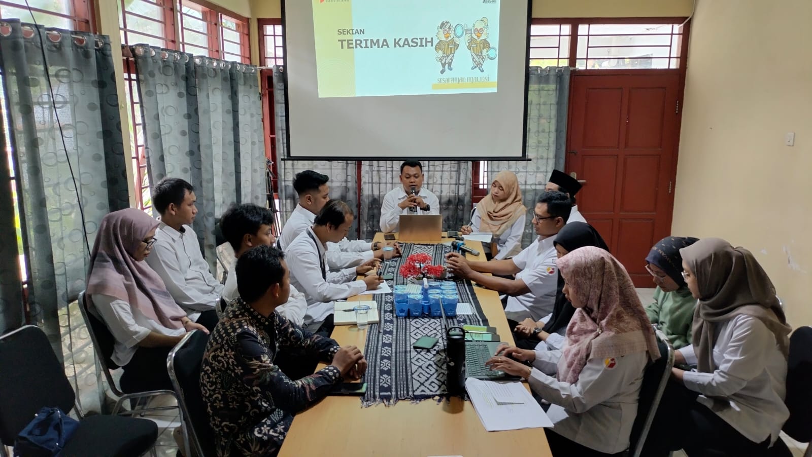 Pimpinan dan Sekretariat Bawaslu Kabupaten Jepara resmi meluncurkan program baru bertajuk ATENSI (Analisis Tentang Regulasi)