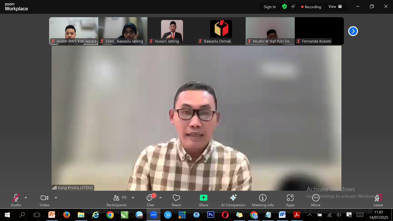 Bawaslu Jepara mengikuti Rapat Evaluasi Pengawasan Pemutakhiran Data Pemilih Berkelanjutan (PDPB) Triwulan II Tahun 2025 oleh Bawaslu Provinsi Jawa Tengah melalui zoom meeting