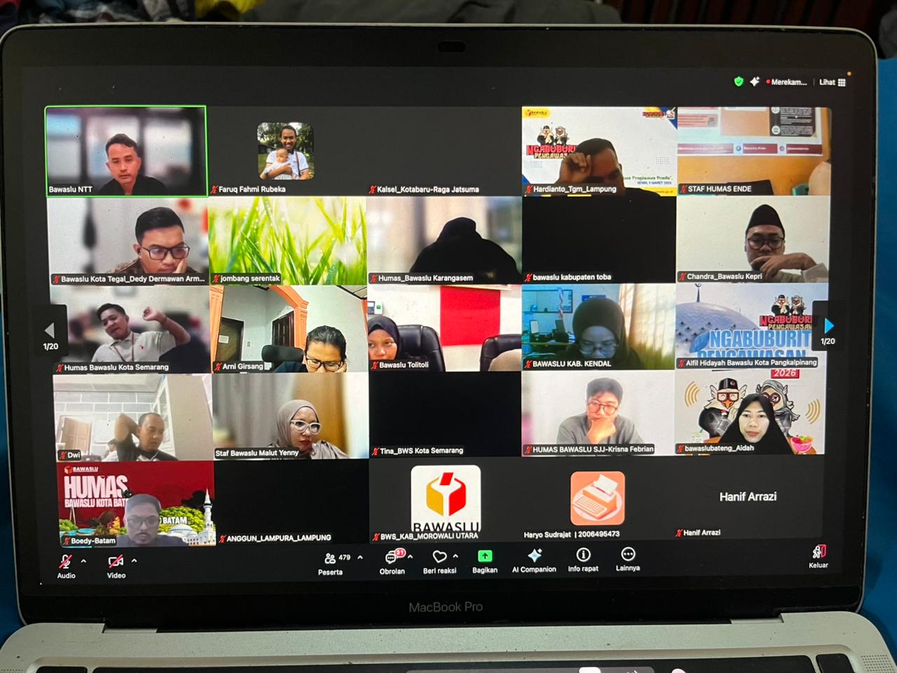 Bawaslu Kabupaten Jepara mengikuti Rapat Koordinasi Kehumasan yang diselenggarakan oleh Badan Pengawas Pemilihan Umum Republik Indonesia secara daring melalui Zoom Meeting