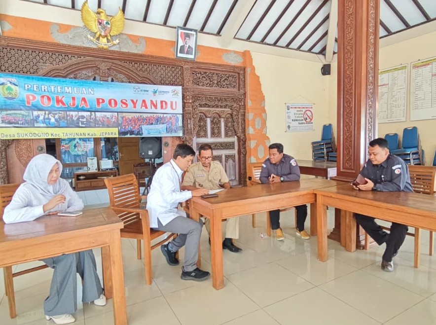 Bawaslu Jepara melakukan pengawasan terhadap kegiatan Pemutakhiran Coklit Terbatas Pemilih Ganda Luar Negeri Triwulan II Tahun 2026 yang dilaksanakan KPU Kabupaten Jepara di wilayah Kecamatan Tahunan, (15/6).