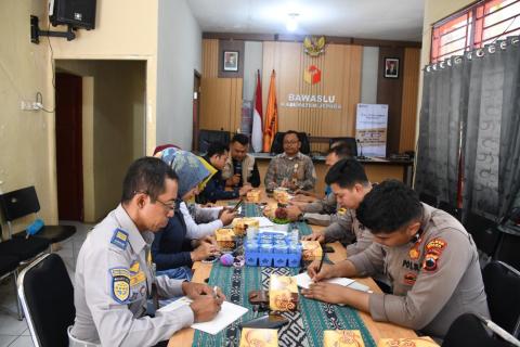 Giat Rapat Pokja Pengawasan Kampanye dan APK 