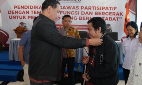Kegiatan Pendidikan Pengawasan Partisipatif (P2P) bertema 'Berfungsi dan Bergerak untuk Pemilu 2029 yang Bermartabat' di Tomohon, Sulawesi Utara