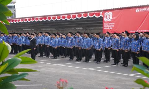 Upacara Peringatan Hut ke-80 RI di Kantor Bawaslu