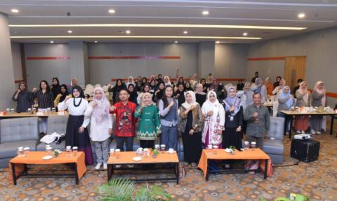 Diskusi bedah buku 'Srikandi Mengawasi' di Pontianak, Kalimantan Barat,