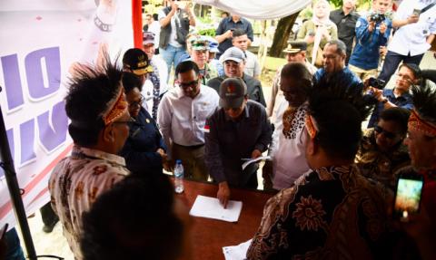 pengawasan PSU di sejumlah wilayah salah satunya di TPS 02 Desa Nendali, Distrik Sentani Timur, Papua