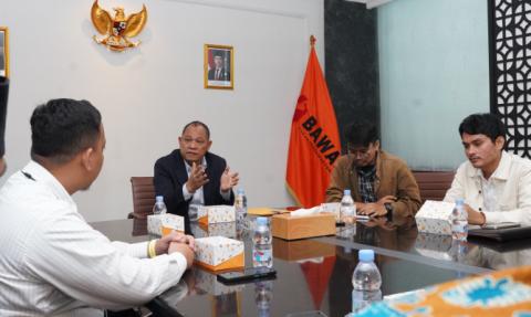 Anggota Bawaslu Totok Hariyono saat beraudiensi dengan Dewan Pimpinan Pusat (DPP) Lembaga Advokasi dan Bantuan Hukum Bulan Bintang (LABH) di Gedung Bawaslu, Kamis, (28/8/2025).