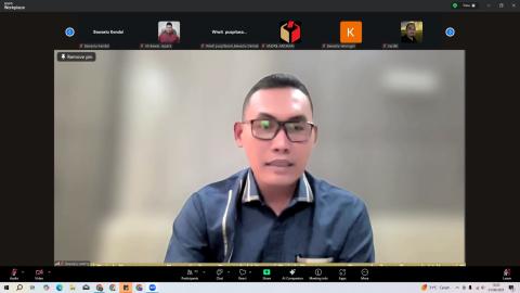 Bawaslu Jepara mengikuti kegiatan Literasi Pojok Pengawasan Vol-5 yang digelar oleh Bawaslu Provinsi Jawa Tengah melalui zoom meeting