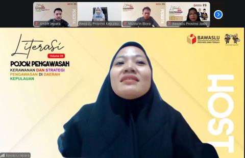 Staf Bawaslu Kabupaten Jepara, Nurul Khotimatul K. sebagai moderator dalam kegiatan Webinar Literasi Pojok Pengawasan Vol. 9 yang diselenggarakan Oleh Bawaslu Provinsi Jawa Tengah