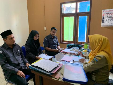 Bawaslu Jepara melaksanakan kegiatan uji petik dalam rangka Pemutakhiran Daftar Pemilih Berkelanjutan (PDPB) di Balai Kelurahan Kauman pada Senin, (13/4).