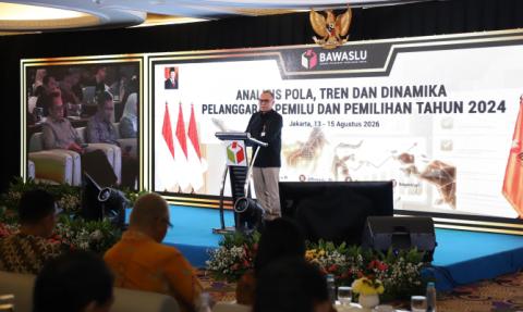 Anggota Bawaslu Puadi dalam kegiatan Analisis Pola, Tren, dan Dinamika Pelanggaran Pemilu dan Pemilihan Tahun 2024 di Jakarta, Kamis (13/8/2026).