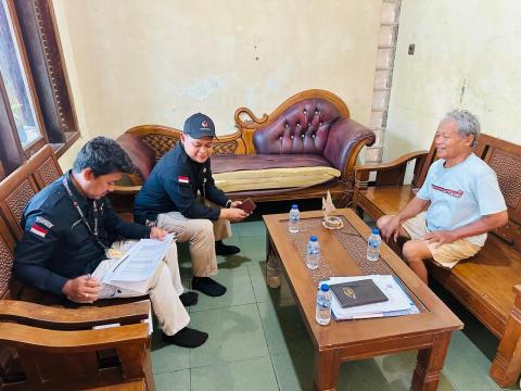 Bawaslu Kabupaten Jepara melaksanakan uji petik dalam rangka penyusunan pemetaan kerawanan isu strategis Pemutakhiran Data Pemilih Berkelanjutan (PDPB) pada Kamis, (8/10).