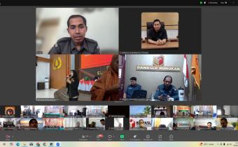 Anggota Bawaslu Kabupaten Jepara Ali Purnomo, beserta staf mengikuti Rakor Persiapan Pengawasan PDPB yang diselenggarakan oleh Bawaslu RI secara daring