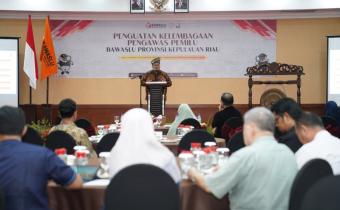 Ketua Bawaslu Rahmat Bagja saat menyampaikan arahannya dalam Penguatan Kelembagaan Pengawas Pemilu di Kepulauan Riau, Jumat (5/9/2025)/Foto: Publikasi dan Pemberitaan Bawaslu