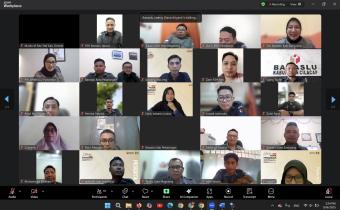 Bawaslu Jepara mengikuti Rapat Evaluasi Pengawasan Pemutakhiran Data Pemilih (PDPB) Triwulan III Tahun 2025 yang diselenggarakan secara daring oleh Bawaslu Provinsi Jawa Tengah