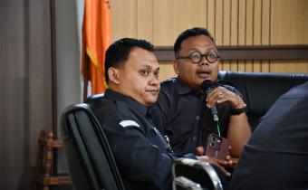 Bawaslu Jepara terus memperkuat kapasitas sumber daya manusia dalam menghadapi tahapan Pemilu dan Pemilihan melalui kegiatan praktik penanganan pelanggaran (PP) dalam program Knowledge Sharing pada Senin, (22/6).