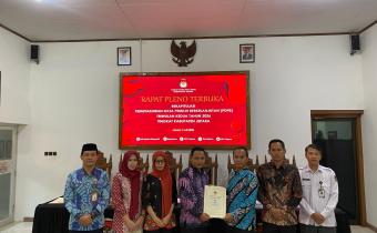 Bawaslu Jepara melaksanakan pengawasan secara langsung terhadap Rapat Pleno Terbuka Pemutakhiran Data Pemilih Berkelanjutan (PDPB) Triwulan II Tahun 2026 yang diselenggarakan oleh KPU Kabupaten Jepara di Aula KPU Kabupaten Jepara, Kamis (2/7).
