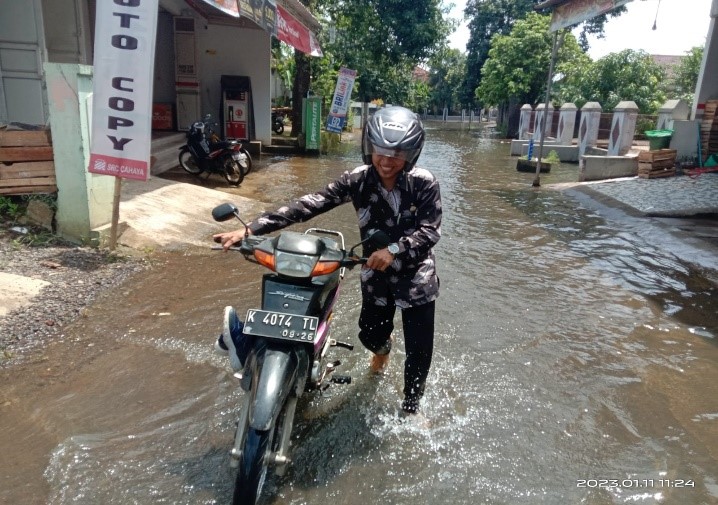 Panwascam Nalumsari banjir