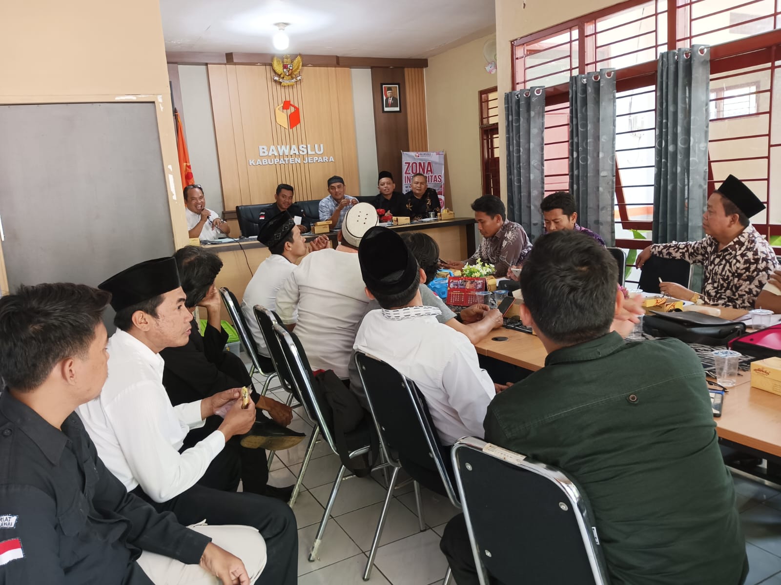 rapat panwascam jepara